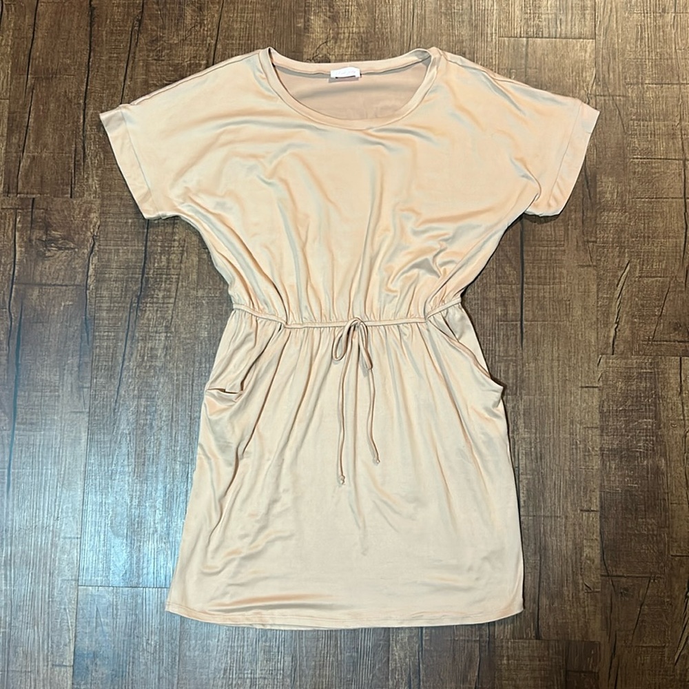 BRAND NEW! XL Pink Lily T-shirt Dress